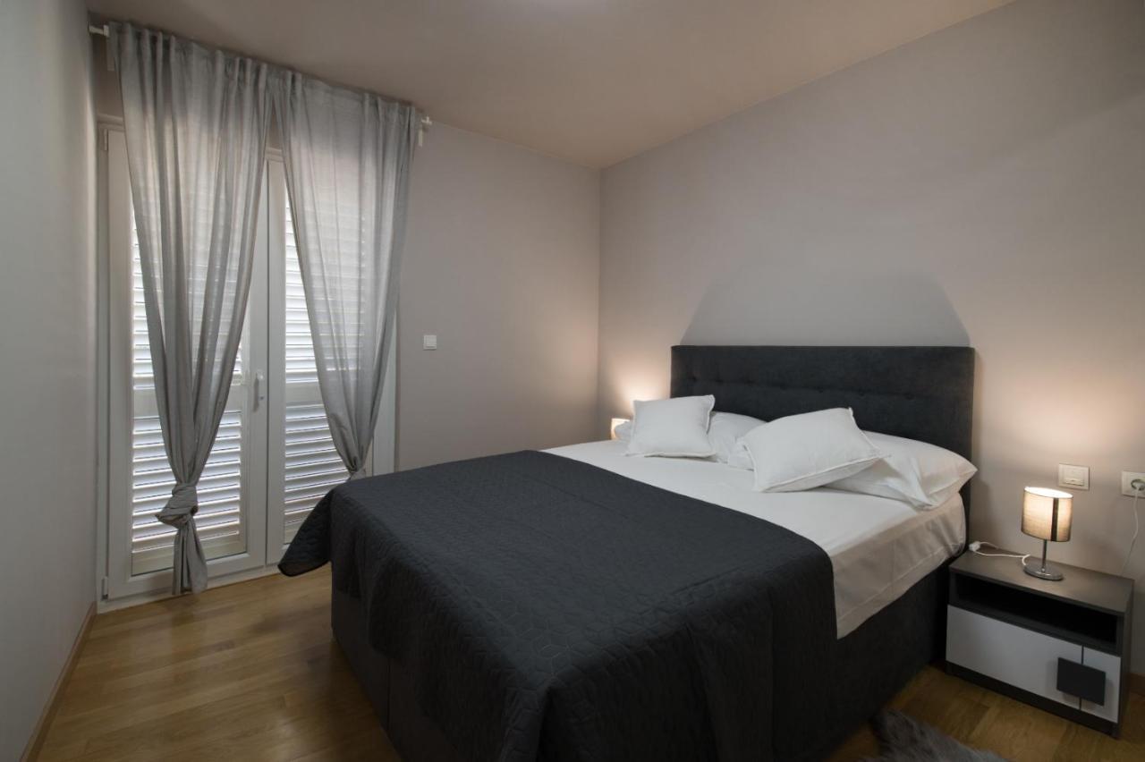 Brand New Aparment With Sea View & Swimming Pool At Ciovo - Villa Fiorentini Trogir Ngoại thất bức ảnh