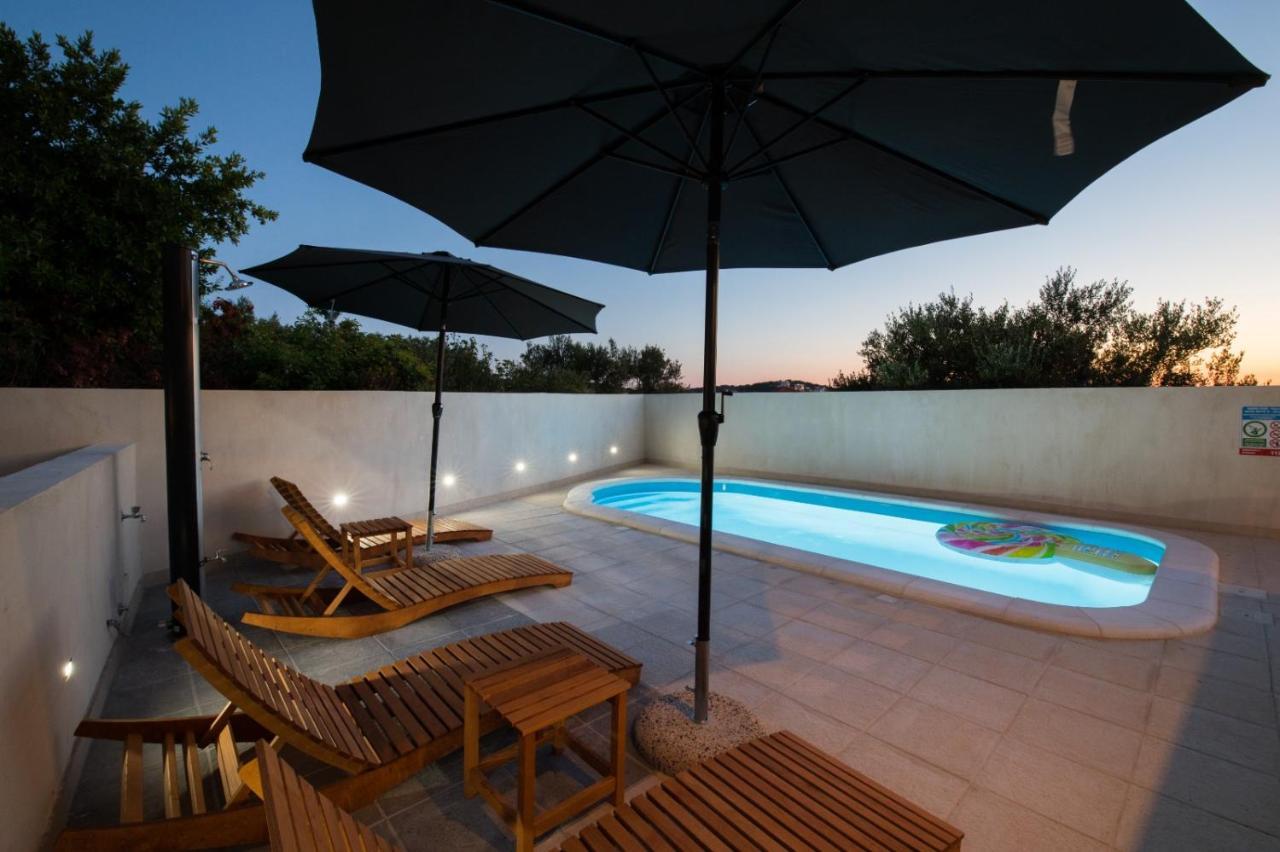 Brand New Aparment With Sea View & Swimming Pool At Ciovo - Villa Fiorentini Trogir Ngoại thất bức ảnh